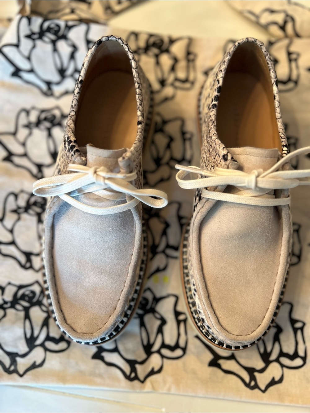 Freda Salvador Willow Lug Snakeskin Moccasin - Picture 5 of 8